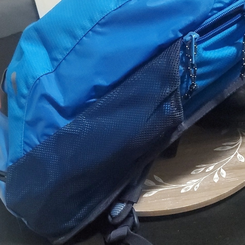 COPY - Reebok Work/Workout Commuter Backpack, Computer bag/Bookbag, NWT - Picture 3 of 9